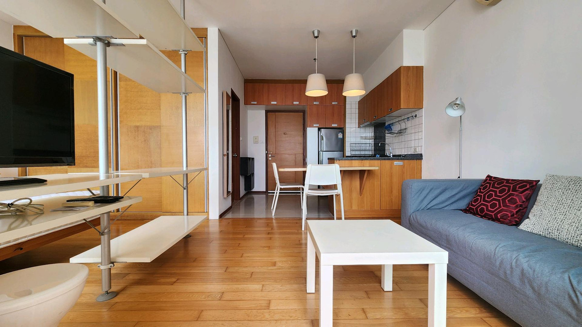 ให้เช่าคอนโดวงเวียนใหญ่ เจริญนคร : Villa Sathorn | สตูดิโอ ให้เช่า น่าอยู่ วิวไอค่อนสยาม ห้องกว้าง ตู้เสื้อผ้าใหญ่ ราคาดี ติดสถานีรถไฟฟ้ากรุงธนบุรี