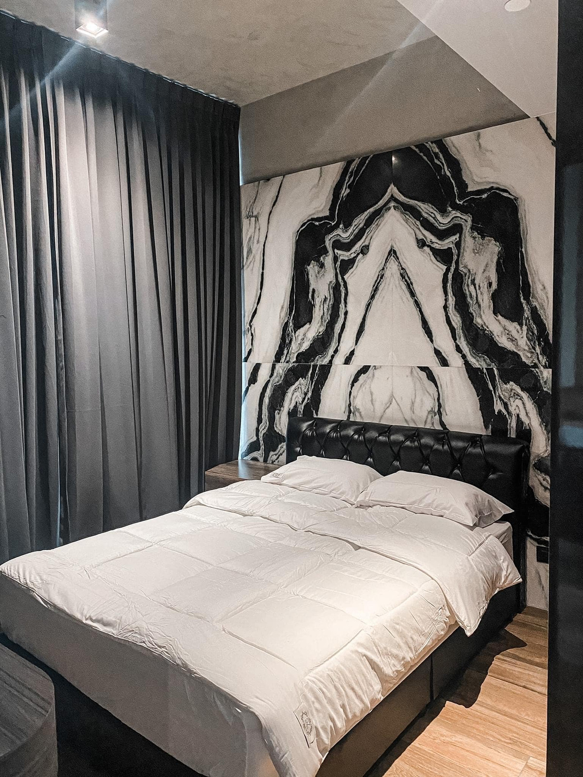 ขายคอนโดสุขุมวิท อโศก ทองหล่อ : 🔥 ขาย 🔥 เดอะ ลอฟท์ อโศก - The Lofts Asoke / 1 ห้องนอน ZC024