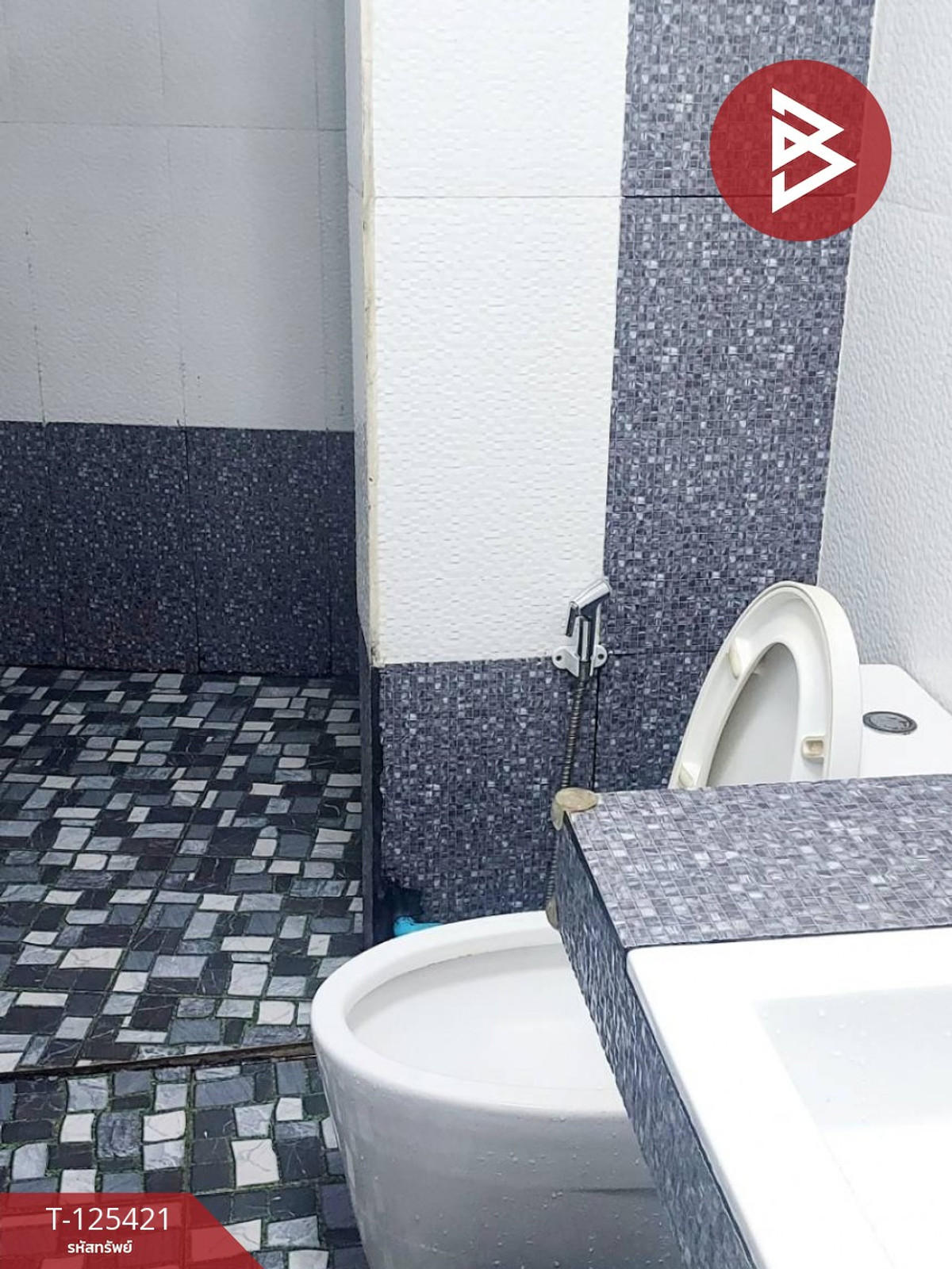 Townhouse for sale Maneekaw Village, Bang Saen, Saen Suk, Chonburi Loading...