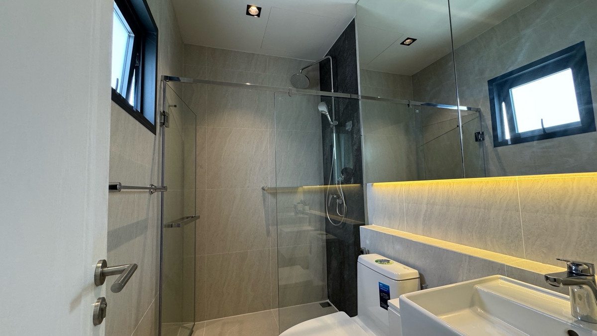 ให้เช่าบ้านพระราม 9 เพชรบุรีตัดใหม่ RCA : ให้เช่า📍บ้านหรู 4 ชั้นทำเลใจกลางเมือง รัชดา-พระราม9 ราคาเช่าสุดคุ้ม