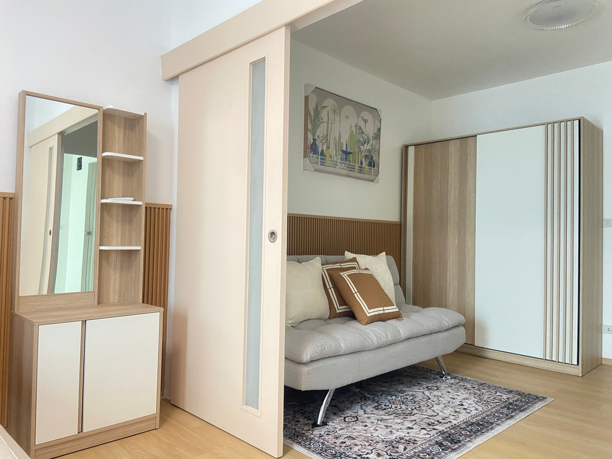 ขายคอนโด The Seed Phaholyothin 14 (เดอะ ซี้ด พหลโยธิน 14) ใกล้ BTS สะพานควาย เพียง 5 นาที ทำเลใจกลางเมือง รายล้อมด้วยแหล่งงานและอุดมสมบูรณ์ด้วยอาหาร Loading...