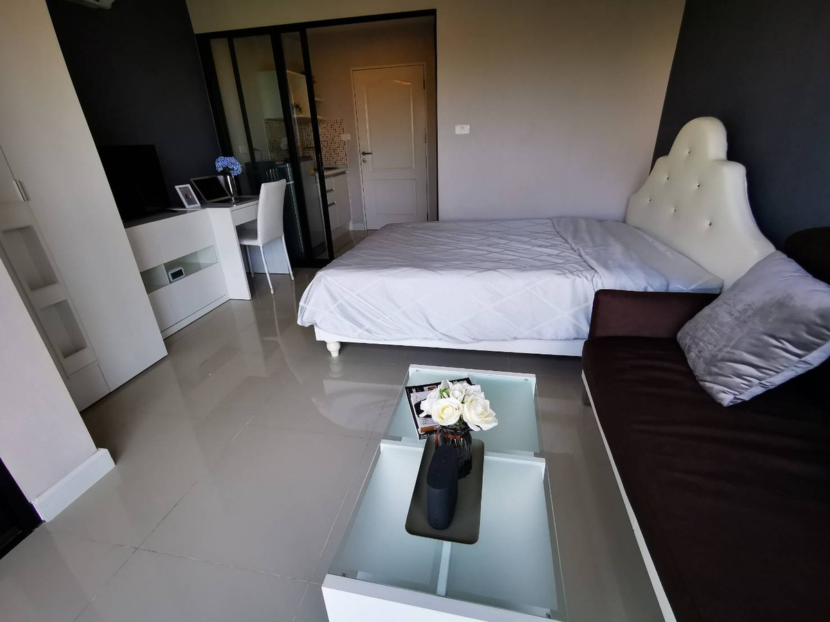 (รหัส SM1540) ขายคอนโด Casa france @ abac bangna คาซ่า ฟรานซ์ แอท เอแบค บางนา พร้อมเฟอร์ครบ แอร์ ทีวี ตู้เย็น เครื่องทำน้ำอุ่น Loading...