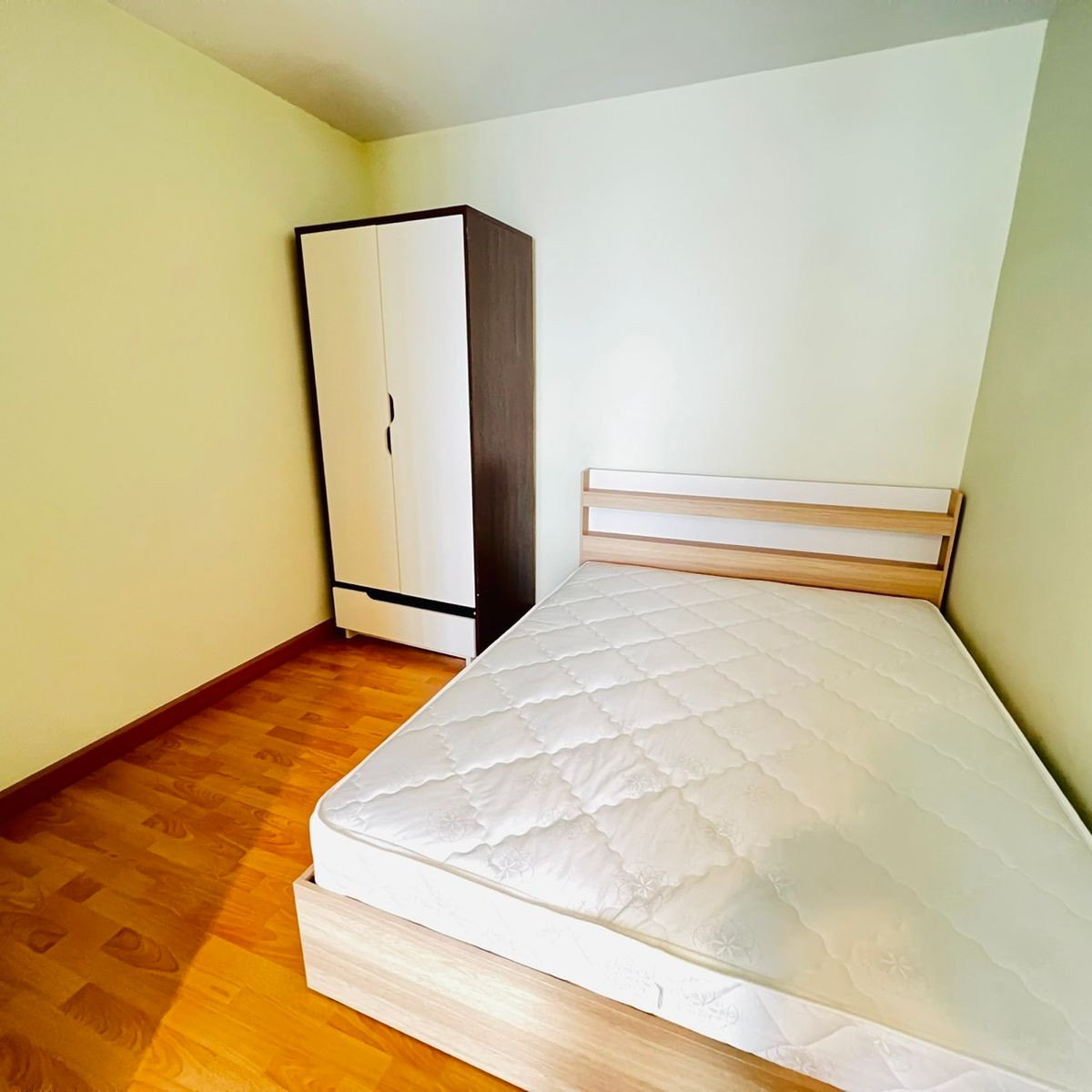 ขายคอนโดรัตนาธิเบศร์ สนามบินน้ำ พระนั่งเกล้า : ขายคอนโด City Home Rattanathibet ห้องใหญ่ 44 ตรม. ใกล้ MRT และ Central (AM2005)