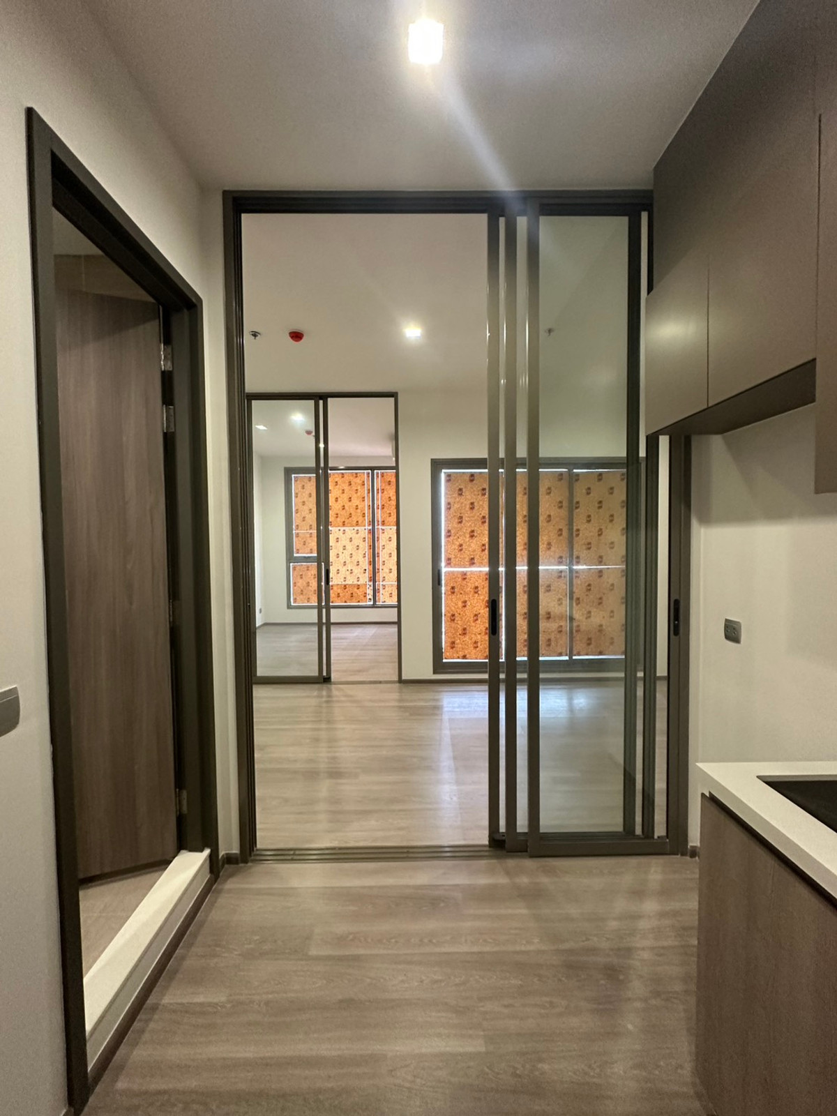 ð―ððĻðĐ ðð§ððð  Rhythm Charoenkrung Pavillionââ 1 bed 36.05āļāļĢ.āļĄ āļāļąāđāļāļŠāļđāļ āļ§āļīāļ§āđāļĄāđāļāđāļģ  : Aum 065-512-1395 Loading...