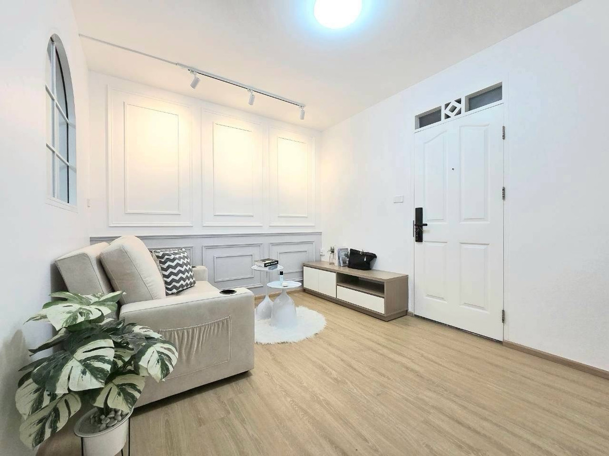 โครงการ ซิตี้ โฮม รัชดา 10 / City Home Ratchada 10 Loading...