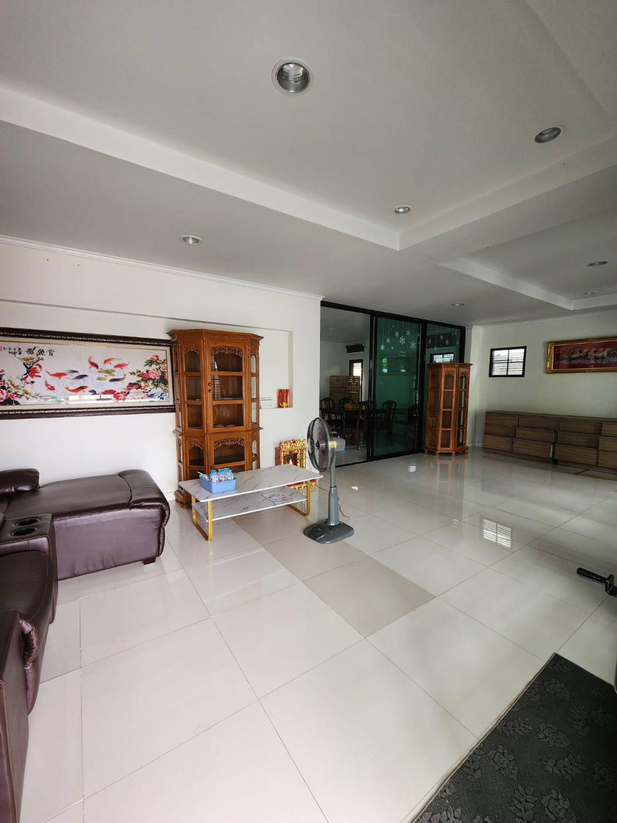For SaleHouseOnnut, Udomsuk : 3-story detached house for sale, 4 bedrooms, 4 bathrooms, 1 maid's room, near BTS Punnawithi in Muang Thong Village 4, Sukhumvit 101.