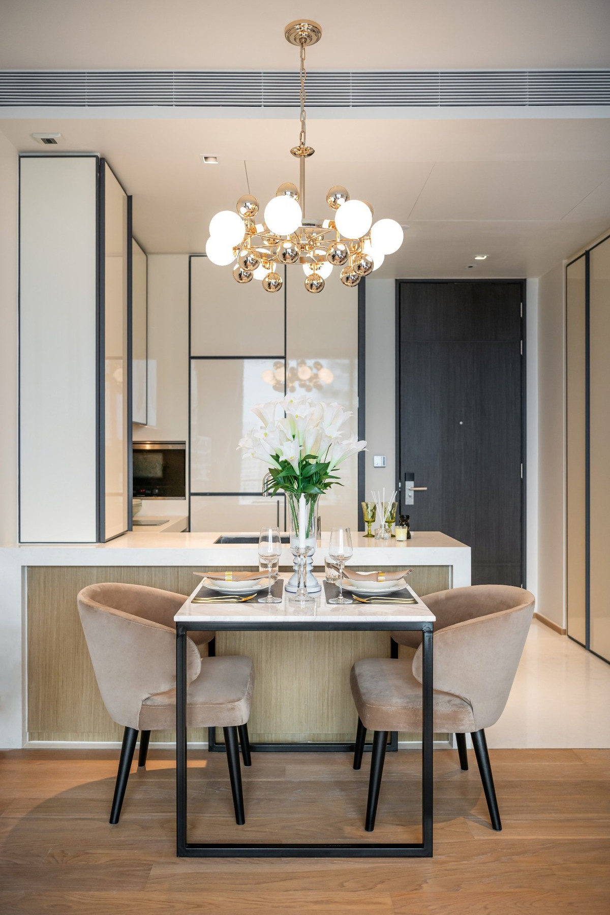 Condo for Rent BEATNIQ Sukhumvit 32 Loading...