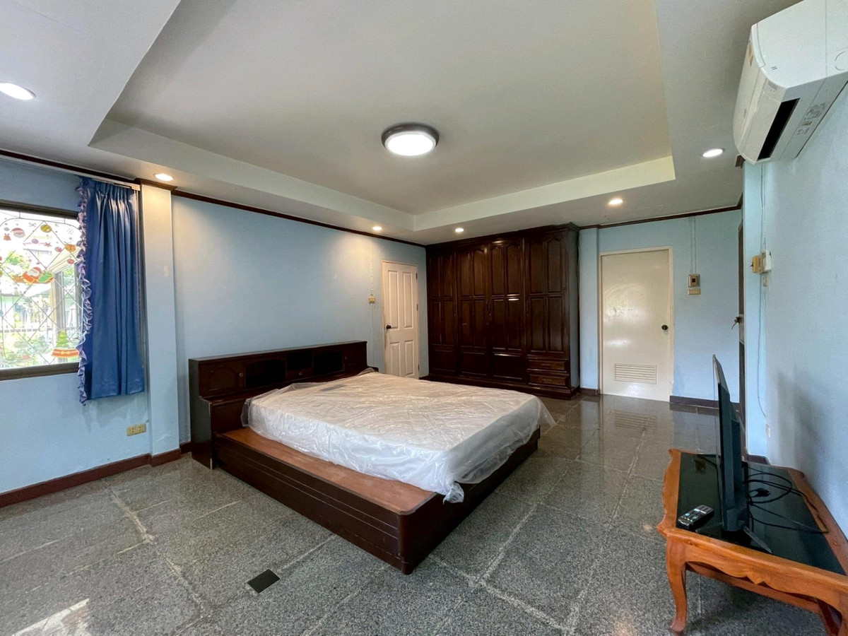 ให้เช่าบ้านบางซื่อ วงศ์สว่าง เตาปูน : 🔥❤️ ให้เช่า : บ้านเดี่ยว 2 ชั้น หมู่บ้านประชาชื่น(4 ห้องนอน, 3 ห้องน้ำ) ⛳️สถานที่ตั้ง: หมู่บ้านประชาชื่น ซ.13 ถ.สามัคคี ต.บางตลาด อ.ปากเกร็ด จ.นนทบุรี 11120💚Tel/Line : 085 484 8586 Ag.🔥ค่าเช่า 28,000 บาท/เดือน สัญญาเช่า 1 ปี (มัดจำ 2 เดือน,ล่วงหน้า1