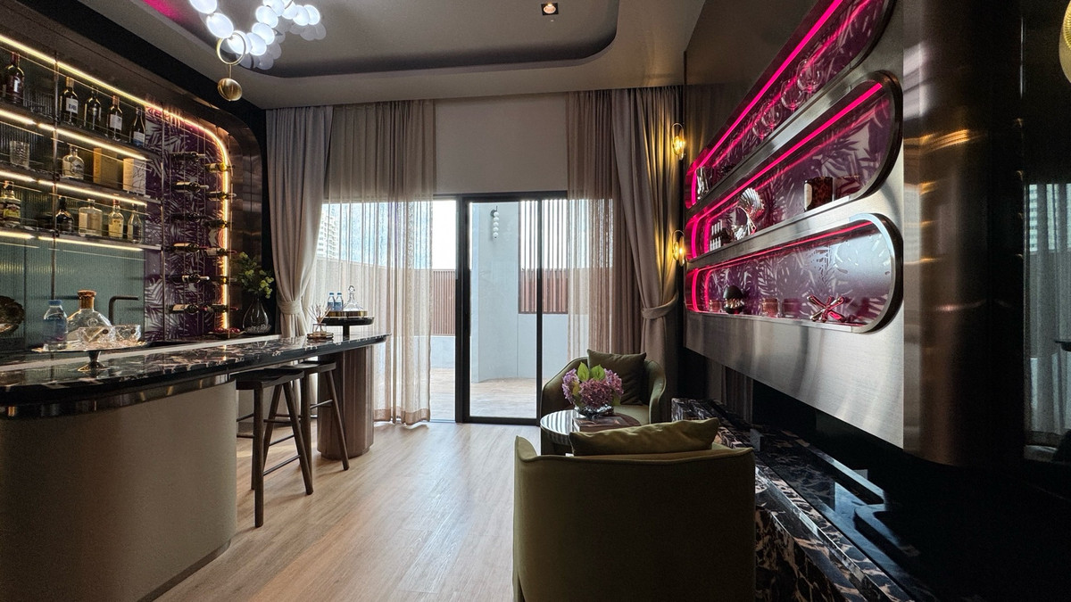 ขายบ้านพระราม 9 เพชรบุรีตัดใหม่ RCA : ขายบ้านหรู 4 ชั้น ใจกลางรัชดา-พระราม9 เพียง 4 นาทีถึง MRT ศูนย์วัฒนธรรม ต่างชาติซื้อได้