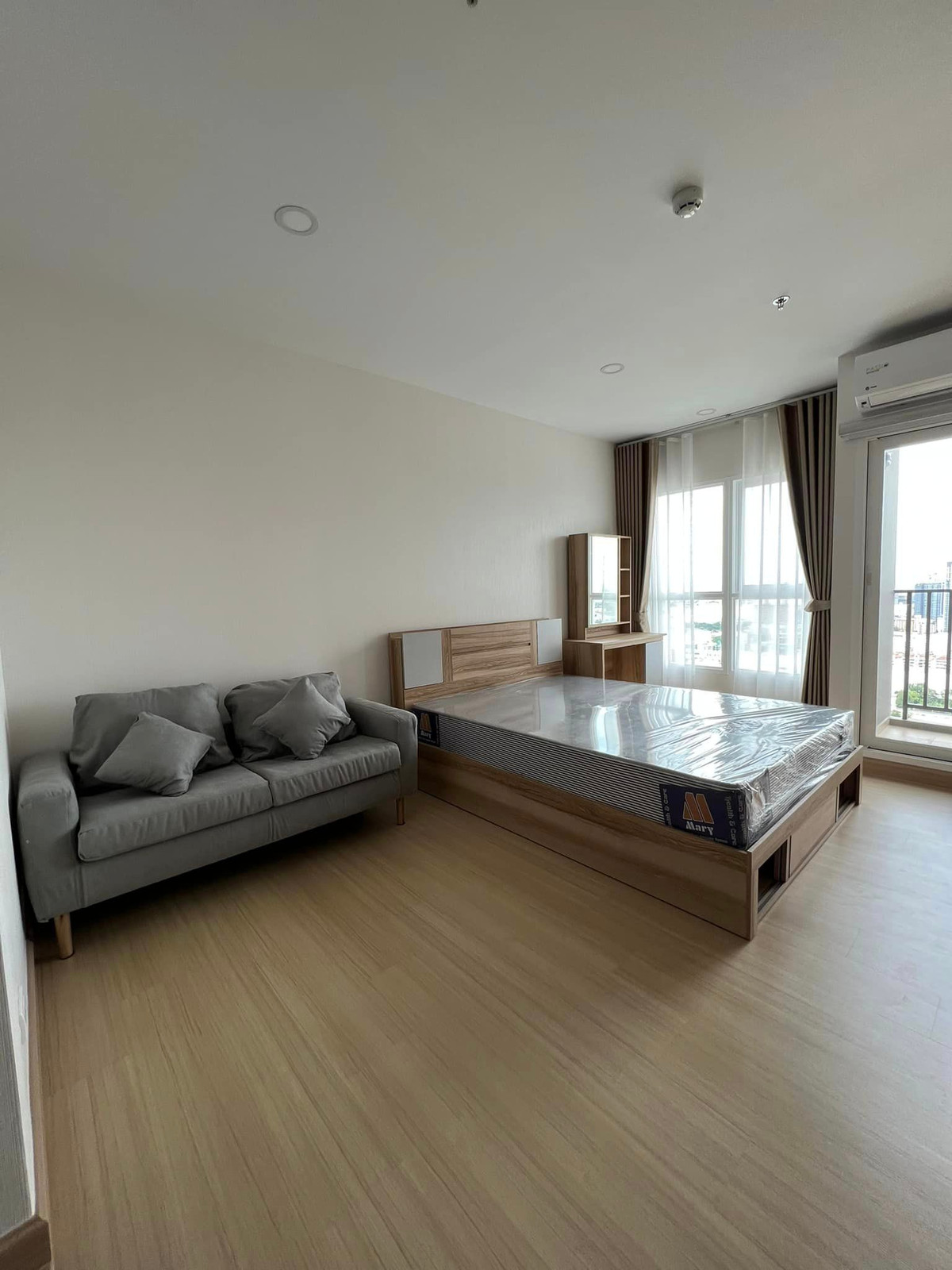 PFD-07354 ให้เช่าคอนโดศุภาลัย เวอเรนด้า รามคำแหง (Supalai Veranda Ramkhamhaeng) 🍁นัดชมห้องด่วน 🟥LINE : @propertybkk1 Loading...