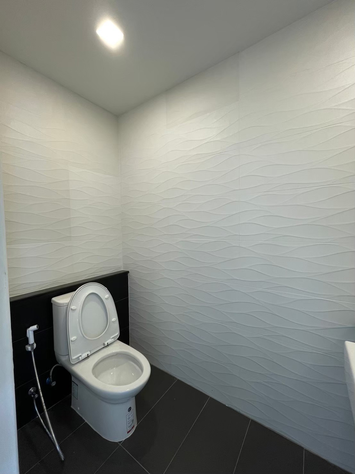 ให้เช่าโฮมออฟฟิศนวมินทร์ รามอินทรา : โฮมออฟฟิศรามอินทรา ให้เช่า พื้นที่กว้าง จอดรถได้เยอะ แอร์ครบ ใกล้รถไฟฟ้า 900 เมตร นัดชมโทรได้เลยครับ