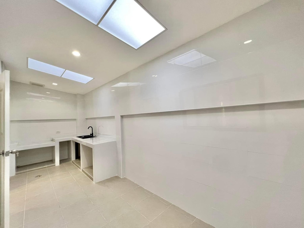 For SaleTownhomeEakachai, Bang Bon : Townhome Sathorn Grand Ville / 3 Bedrooms (FOR SALE), Sathorn Grand Ville / Townhome 3 Bedrooms (FOR SALE) BALL046