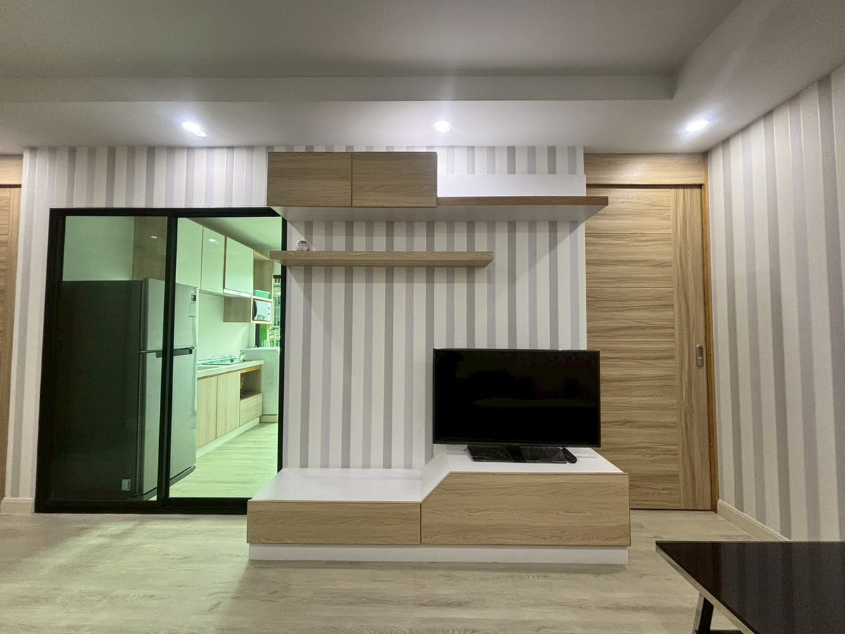 ขายคอนโดพุทธมณฑล ศาลายา : วีคอนโดศาลายา (V Condo Salaya) คอนโดวิวสวย ห้องกว้าง 2 ห้องนอน แต่งครบ
**พร้อมให้ลงทุน**