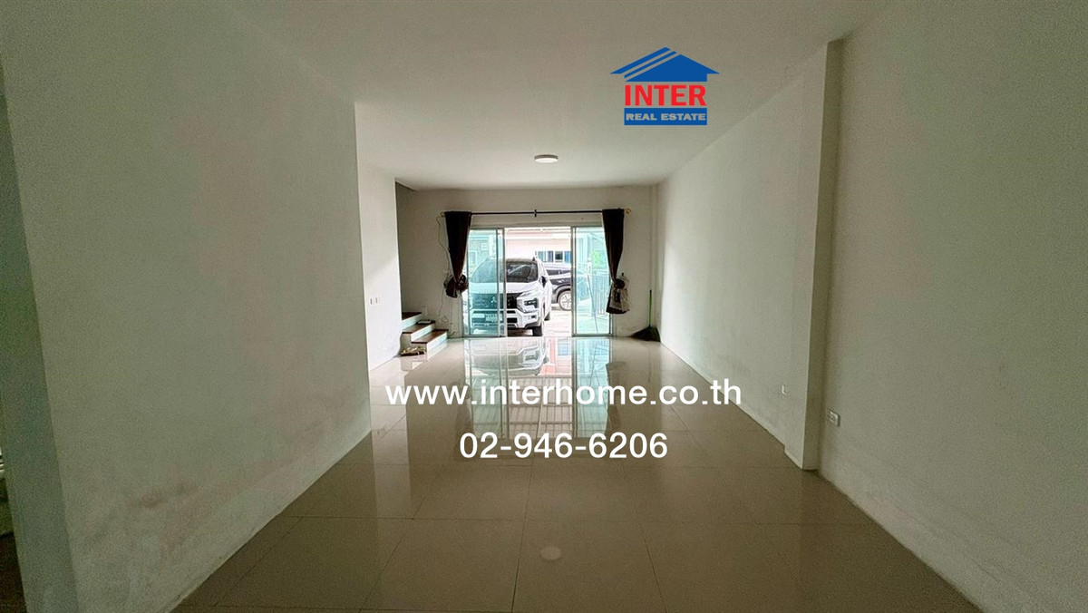 ทาวน์โฮม 2 ชั้น 22 ตร.ว. หมู่บ้านสิวารัตน์11 นนทบุรี ถนนบางกรวย-ไทรน้อย ถนนองค์การบริหารส่วนจังหวัด ไทรน้อย นนทบุรี Loading...