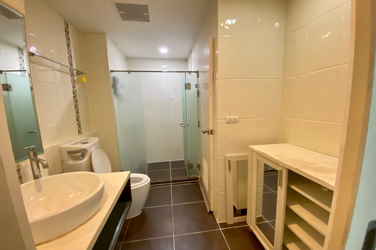 For SaleCondoSiam Paragon ,Chulalongkorn,Samyan : 🔥 For Sale !! South Facing !!🔥 Code C20230900487..........Wish @ Samyan, 1 bedroom, 1 bathroom, furnished, Special Deal!!📣📣