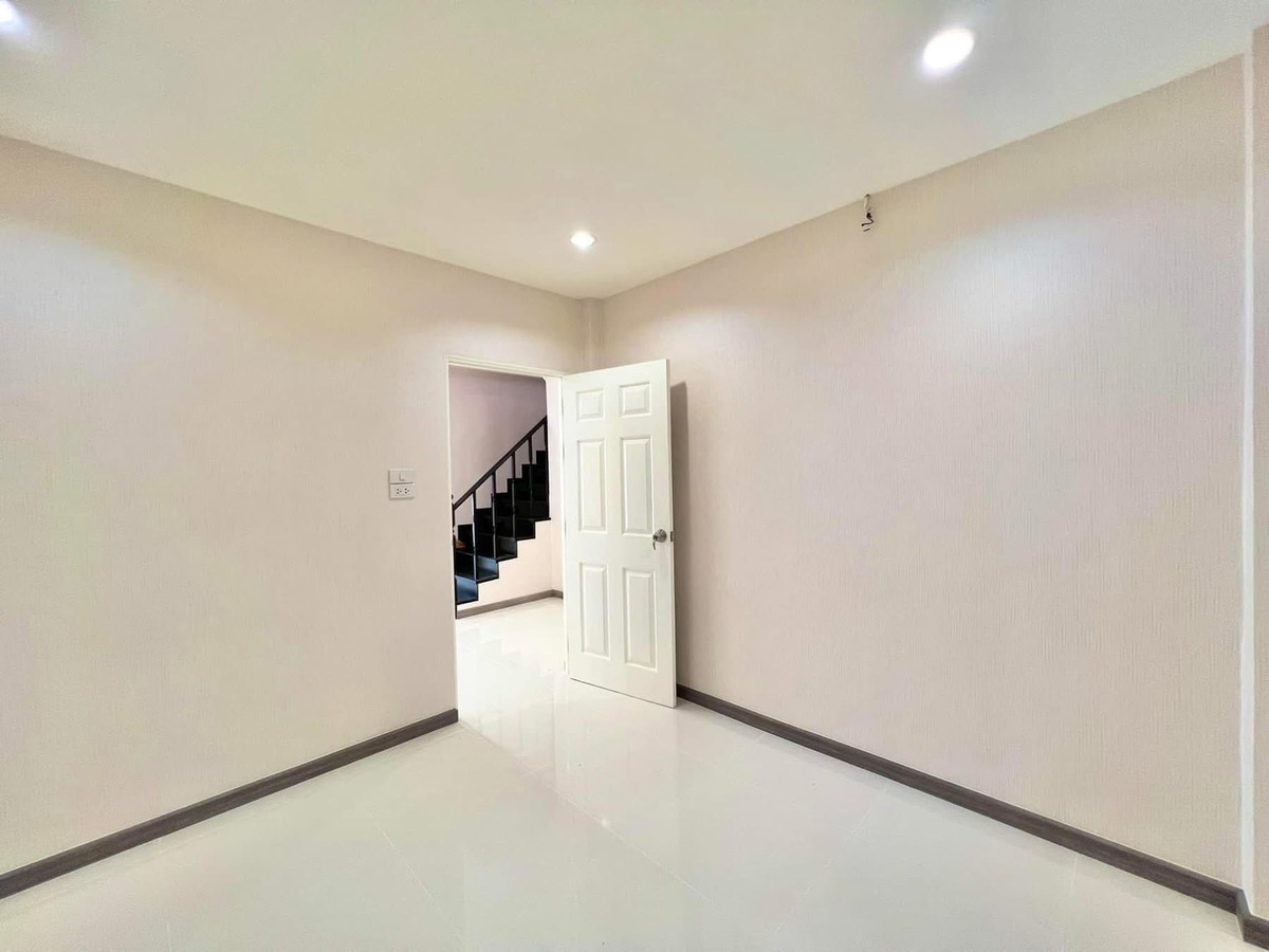 For SaleTownhomeEakachai, Bang Bon : Townhome Sathorn Grand Ville / 3 Bedrooms (FOR SALE), Sathorn Grand Ville / Townhome 3 Bedrooms (FOR SALE) BALL046