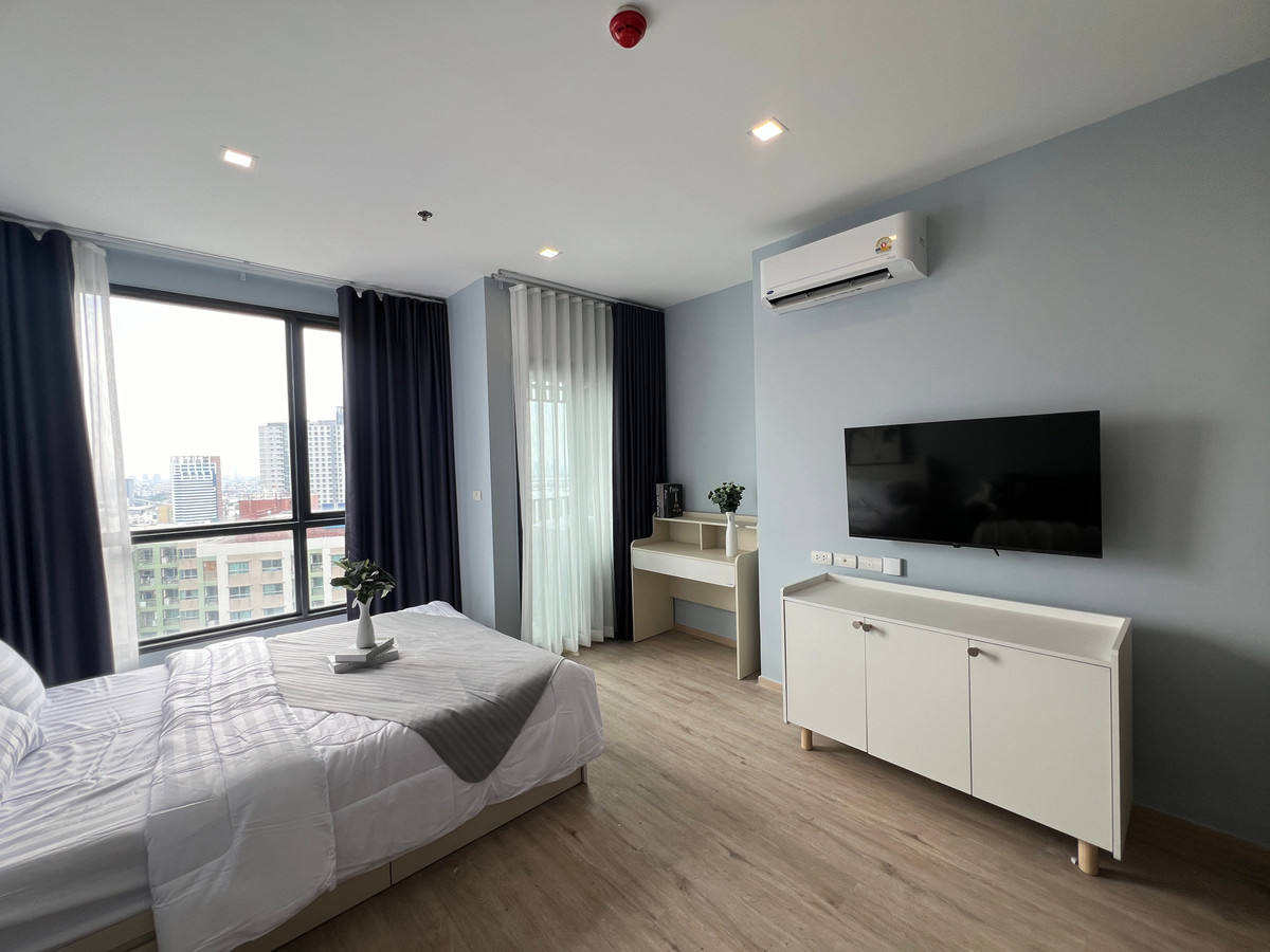 ให้เช่าคอนโดพัฒนาการ ศรีนครินทร์ : ให้เช่าคอนโด The Rich Rama-9 1 ห้องนอน 1 ห้องน้ำ ห้องสวยวิวดี เฟอร์นิเจอร์และเครื่องใช้ไฟฟ้าครบครัน ใกล้ ARL หัวหมาก , BTS สายสีเหลืองสถานีหัวหมาก และการรถไฟไทย