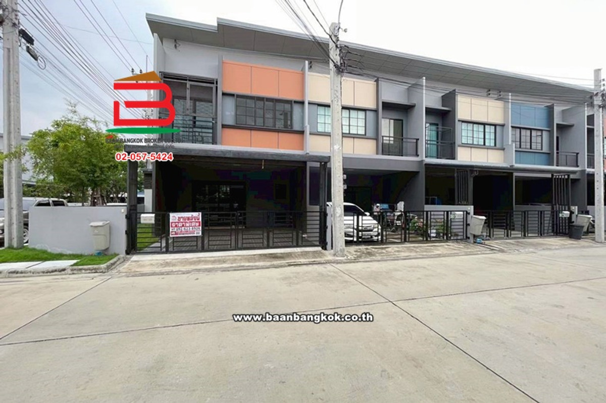 ขายทาวน์โฮมนนทบุรี บางใหญ่ บางบัวทอง : ทาวน์เฮาส์ หมู่บ้านสิริเพลส เวสต์เกต เนื้อที่ 29.8 ตร.ว ทำเลดี ใกล้เวนิวไอดี เวสต์เกต ตำบลบางแม่นาง อำเภอบางใหญ่ จังหวัดนนทบุรี