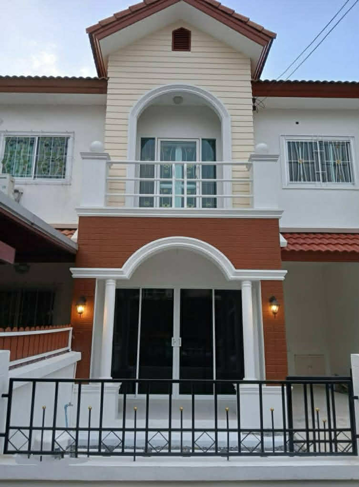 For SaleTownhomeThaphra, Talat Phlu, Wutthakat : Townhouse Sathorn Grand Ville / 4 Bedrooms (FOR SALE), Sathorn Grand Ville / Townhouse 4 Bedrooms (FOR SALE) BALL002