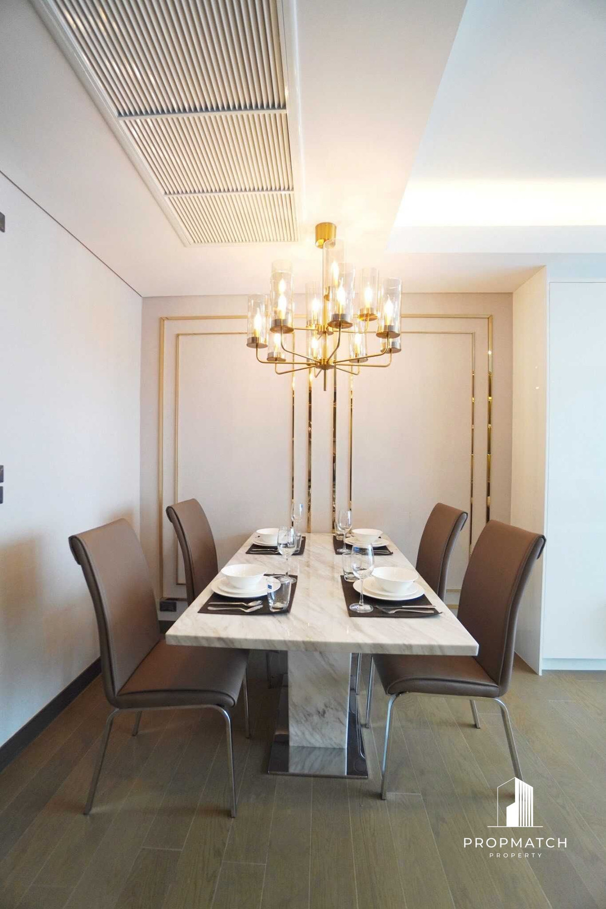 ✨Flash Deal ✨Siamese Exclusive Queens( 2Bed 2Bath 83SQM.) แต่งครบพร้อมอยู่ !! เพียง 70,000บาทต่อเดือน Tel.0981315848 @propmatch Loading...