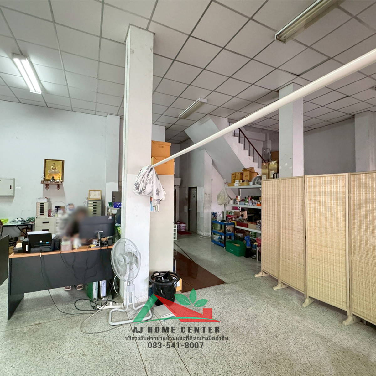 3-story building for sale with warehouse Size 145.8 sq m. Behind the corner of Land and Factory House Project, Soi Phetkasem 95 Loading...