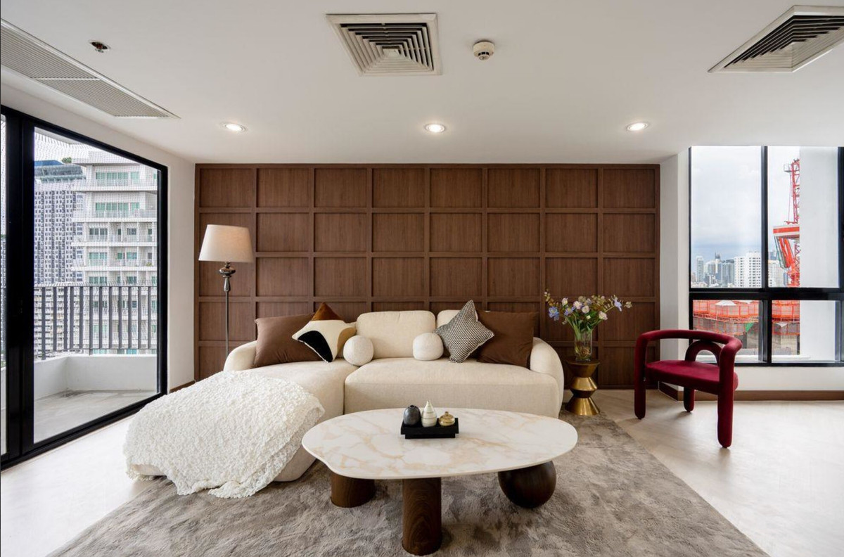 🏙 Luxury 3-Bedroom at Icon III Thonglor – Unbeatable Value in the Heart of Sukhumvit! Loading...