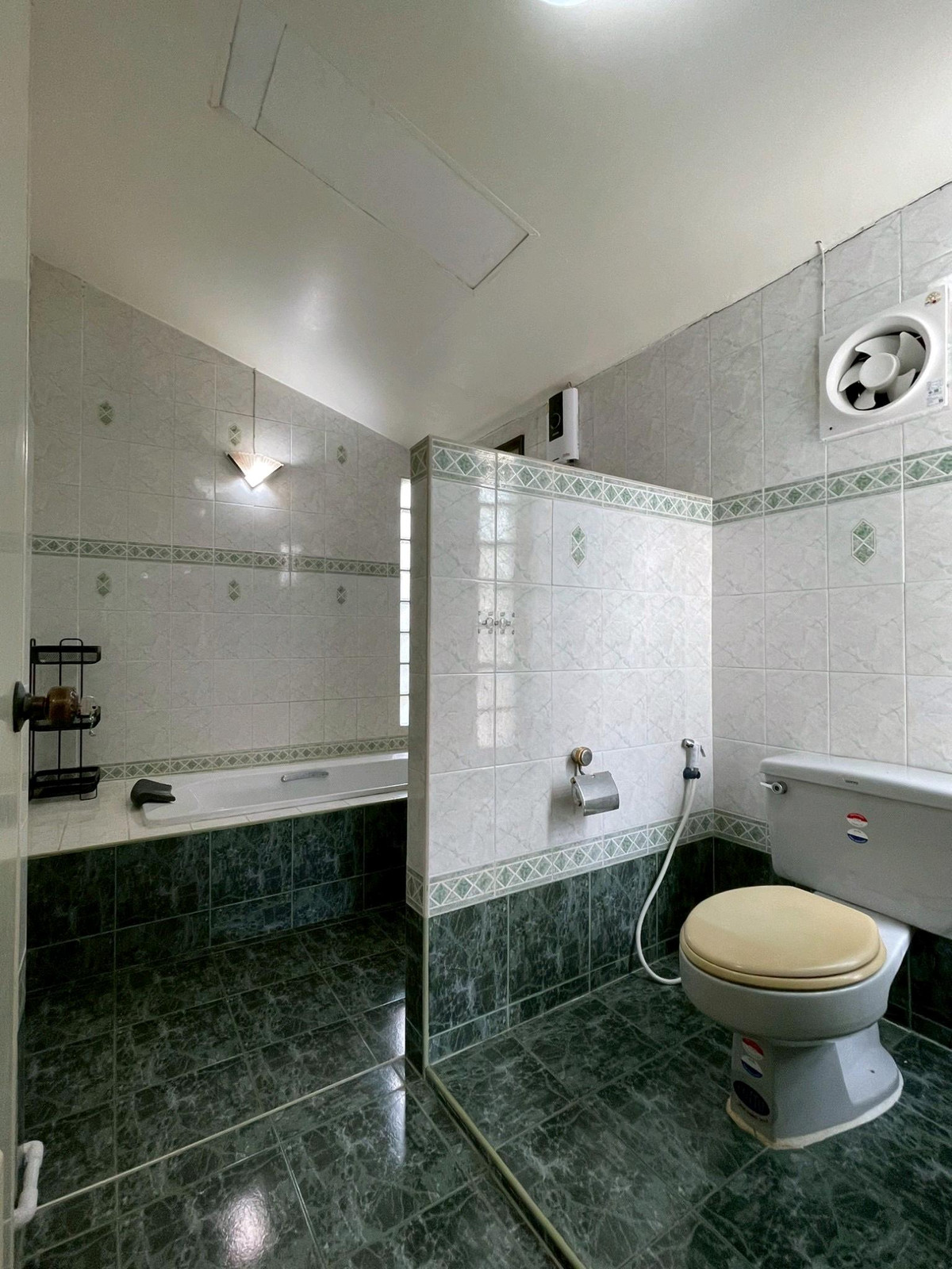 ให้เช่าบ้านบางซื่อ วงศ์สว่าง เตาปูน : 🔥❤️ ให้เช่า : บ้านเดี่ยว 2 ชั้น หมู่บ้านประชาชื่น(4 ห้องนอน, 3 ห้องน้ำ) ⛳️สถานที่ตั้ง: หมู่บ้านประชาชื่น ซ.13 ถ.สามัคคี ต.บางตลาด อ.ปากเกร็ด จ.นนทบุรี 11120💚Tel/Line : 085 484 8586 Ag.🔥ค่าเช่า 28,000 บาท/เดือน สัญญาเช่า 1 ปี (มัดจำ 2 เดือน,ล่วงหน้า1