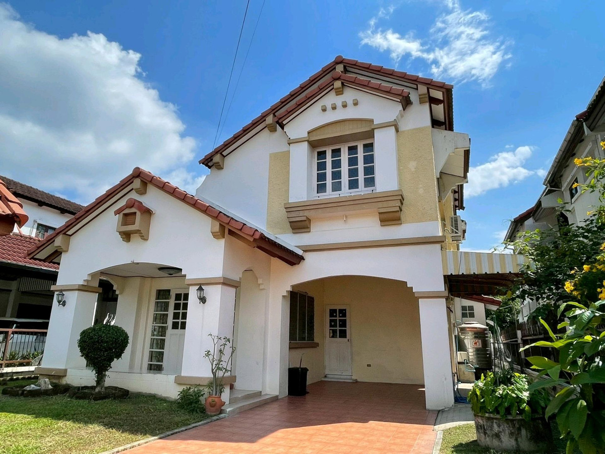 For RentHouseBang Sue, Wong Sawang, Tao Pun : 🔥❤️ For rent: 2-story detached house, Prachachuen Village (4 bedrooms, 3 bathrooms) ⛳️Location: Prachachuen Village, Soi 13, Samakkhi Road, Bang Talat Subdistrict, Pak Kret District, Nonthaburi 11120💚Tel/Line : 085 484 8586 Ag.🔥Rent 28,000 baht/month, 1 y