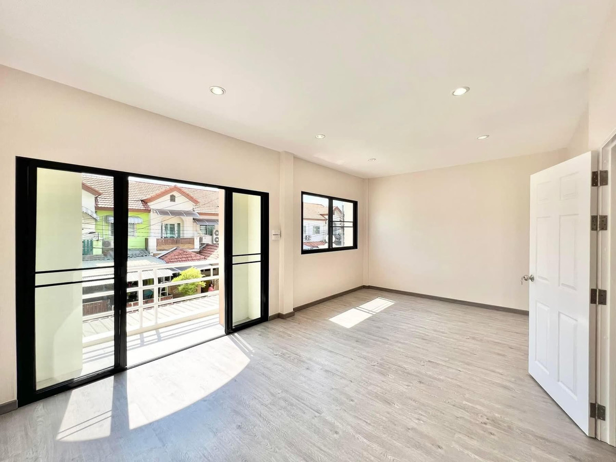 For SaleTownhomeEakachai, Bang Bon : Townhome Sathorn Grand Ville / 3 Bedrooms (FOR SALE), Sathorn Grand Ville / Townhome 3 Bedrooms (FOR SALE) BALL046