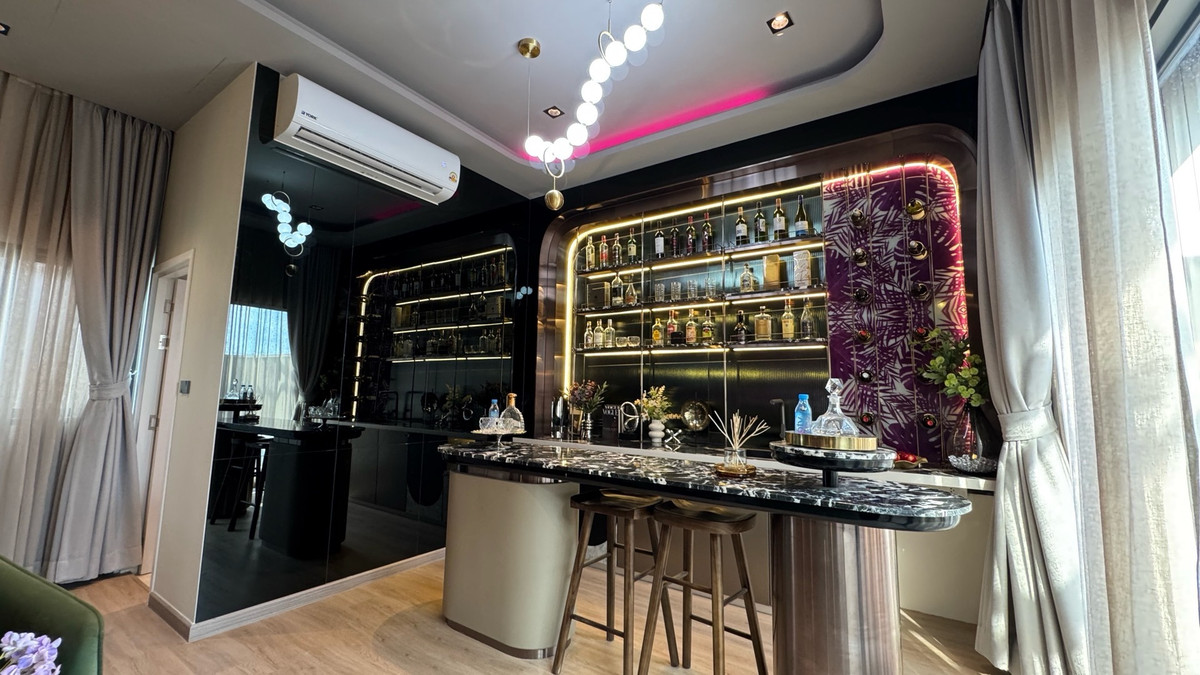 ขายบ้านพระราม 9 เพชรบุรีตัดใหม่ RCA : ขายบ้านหรู 4 ชั้น ใจกลางรัชดา-พระราม9 เพียง 4 นาทีถึง MRT ศูนย์วัฒนธรรม ต่างชาติซื้อได้