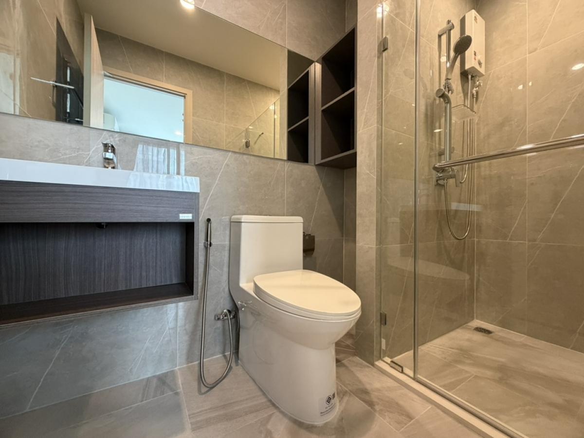 For RentCondoRama9, Petchburi, RCA : 🔥Urgent Rental🔥 Noble New District R9, beautifully decorated, fully furnished, ready to move in, in the heart of Rama 9.