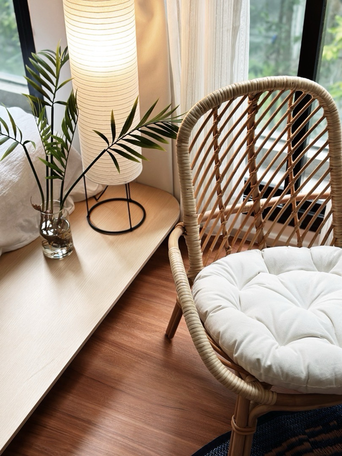 For RentCondoWitthayu, Chidlom, Langsuan, Ploenchit : 🔥Urgent Rental🔥 Noble Ploenchit, private elevator, garden view, luxuriously decorated, fully furnished, ready to move in, near BTS Ploenchit.