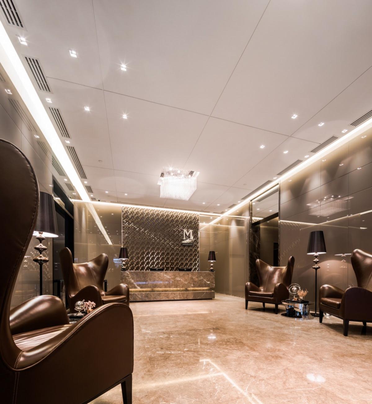 For RentCondoSilom, Saladaeng, Bangrak : Rent a condo M Silom 1 bedroom near BTS Chong NonsiFully furnished, comfortable living, free complete amenities!