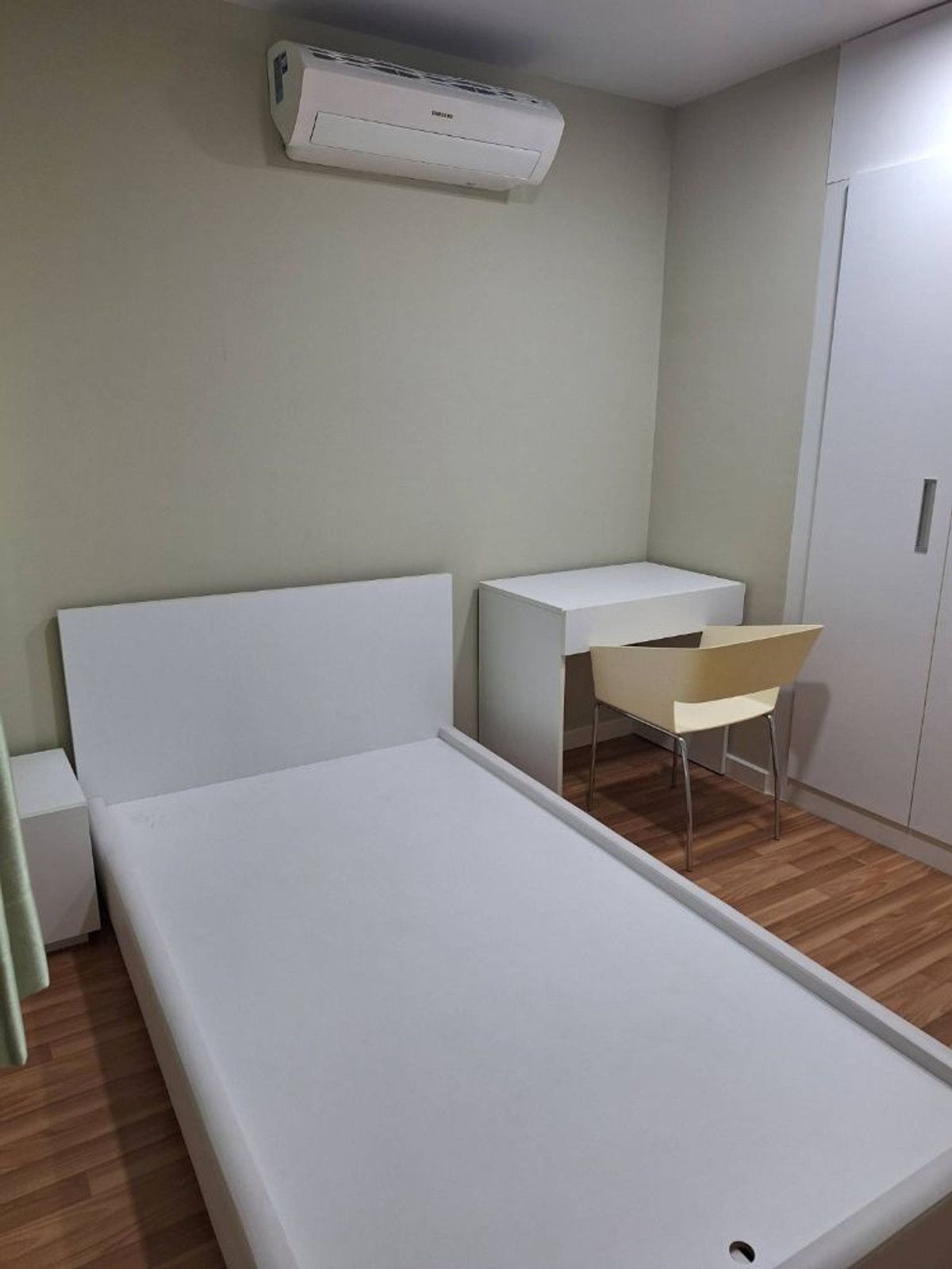 For SaleCondoYothinpattana,CDC : Condo for sale WE Condo Ekkamai-Ramintra Ready to move in, good location, convenient travel, near the flea market along the expressway - Ramintra.