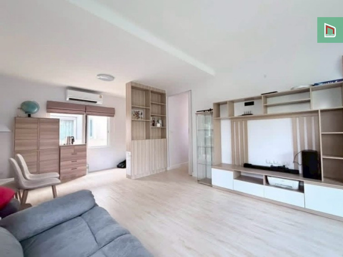 Single house, Kanasiri Bangna, Soi ABAC Bangna, 61 sq m., 3 bedrooms, 2 bathrooms, 4.25 million, quiet, beautiful house, shady, ready to move in, near educational institutions. Loading...