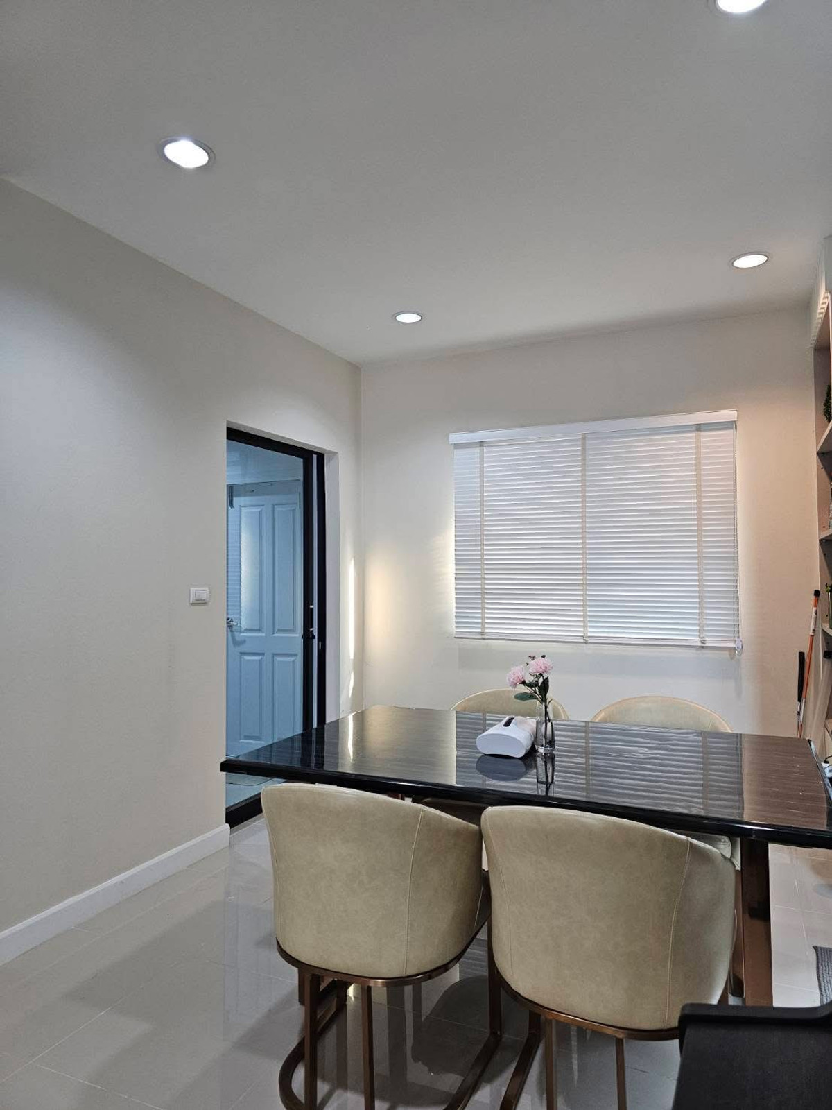 ขายบ้านนวมินทร์ รามอินทรา : บ้านเดี่ยว เสนาพาร์ค วิลล์ รามอินทรา - วงแหวน / 3 ห้องนอน (ขาย), Sena Park Ville Ramintra - Wongwaen / Detached House 3 Bedrooms (FOR SALE) PINP028