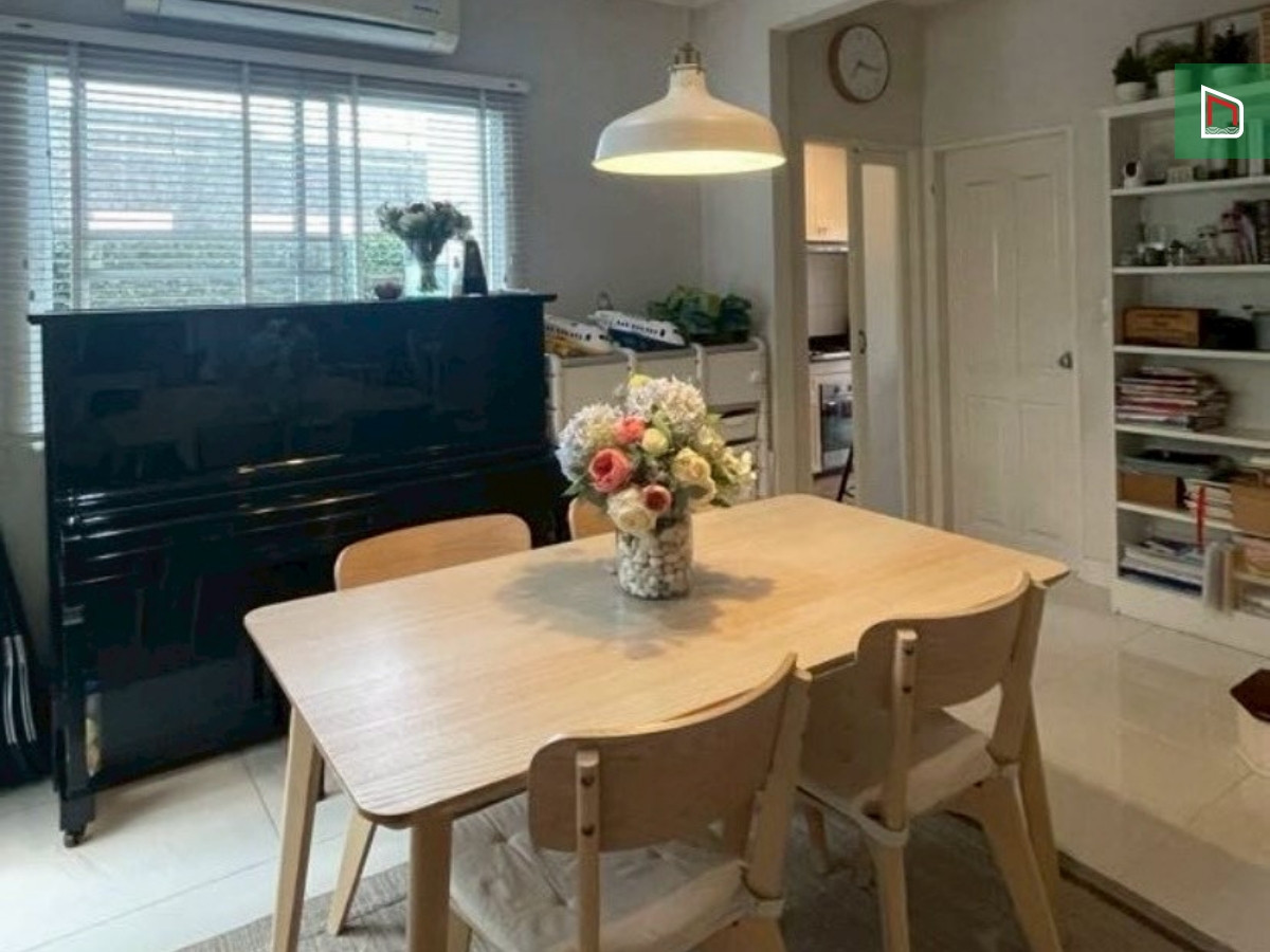 Single house, Perfect Place 2, Ramkhamhaeng 174, corner plot, 59.60 sq m, 3 bedrooms, 2 bathrooms, 4.99 million, some built-ins, quiet, ready to move in. Loading...