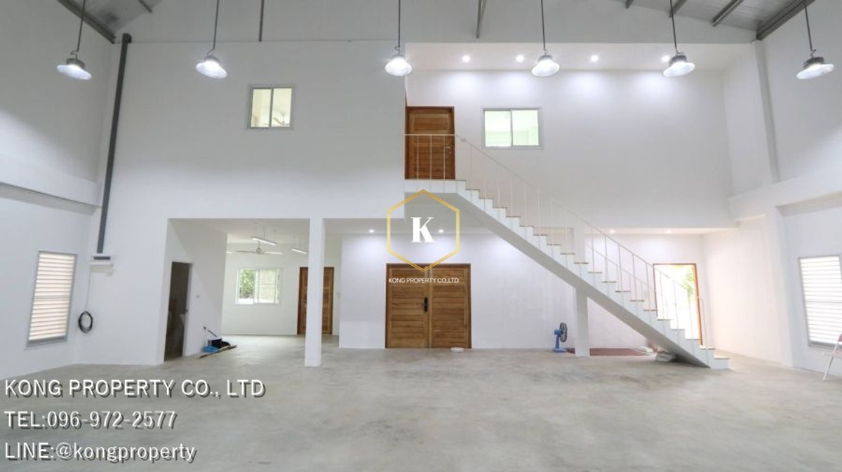 Warehouse for rent, Phutthamonthon Sai 3, Thawi Watthana, Bangkok, size 196 sq m, with office. Loading...