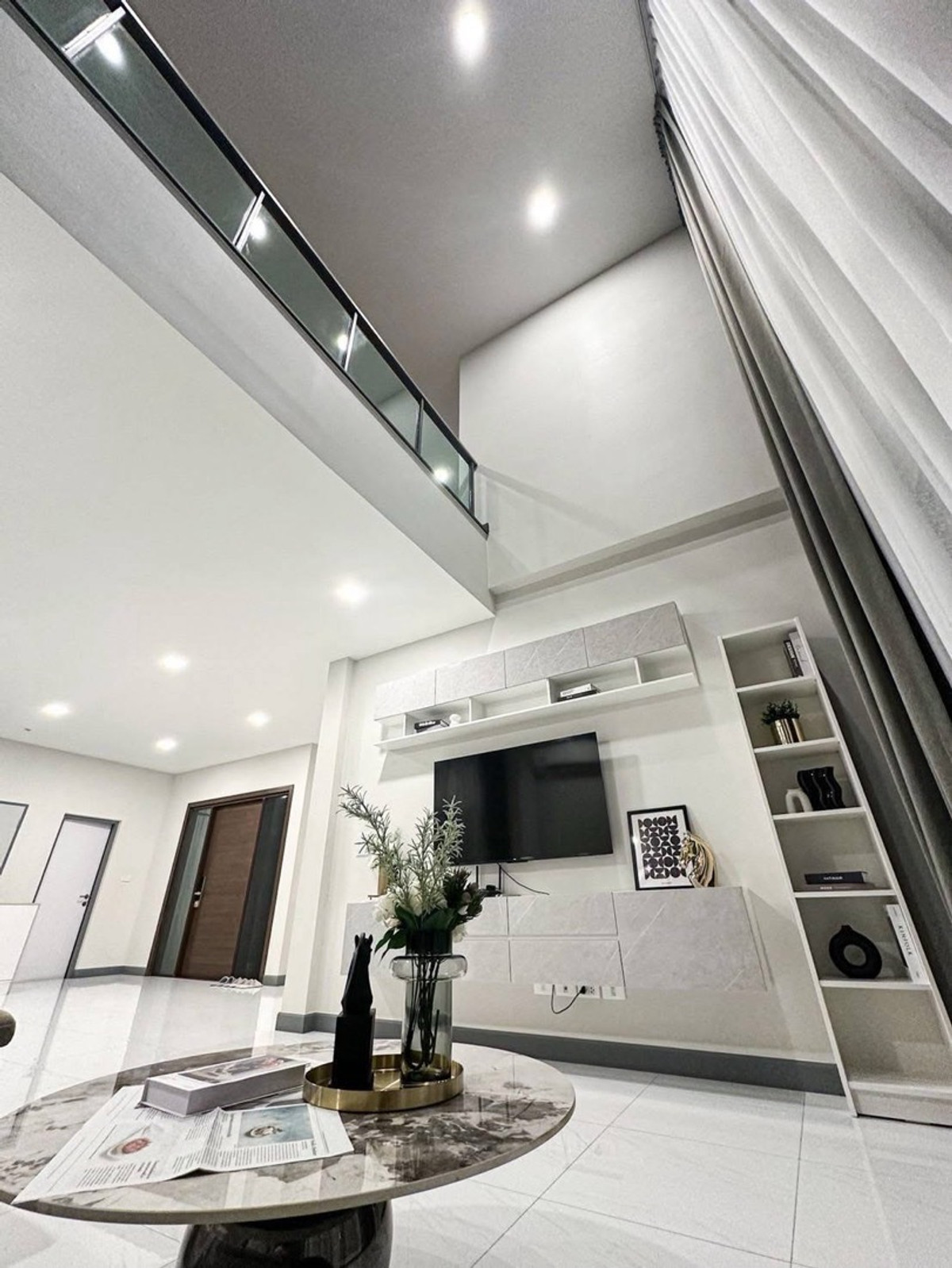 🏡 ให้เช่า / ขาย บ้านเดี่ยว The City Bangna📍 ทำเล 3 นาทีถึง Mega Bangna Loading...