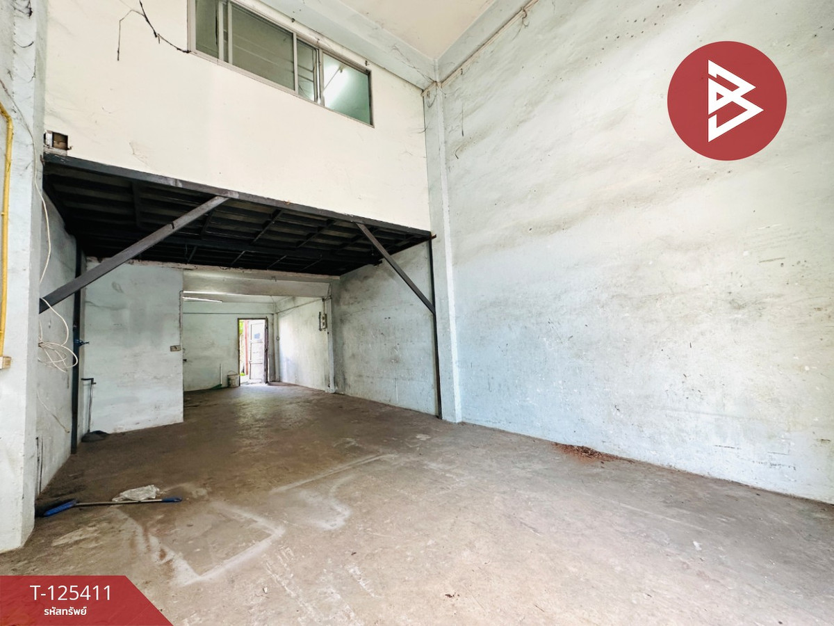 3-story commercial building for sale, DK Village, Bang Bon, Bangkok Loading...