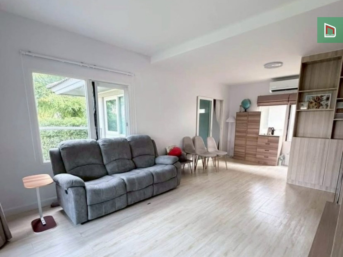 Single house, Kanasiri Bangna, Soi ABAC Bangna, 61 sq m., 3 bedrooms, 2 bathrooms, 4.25 million, quiet, beautiful house, shady, ready to move in, near educational institutions. Loading...