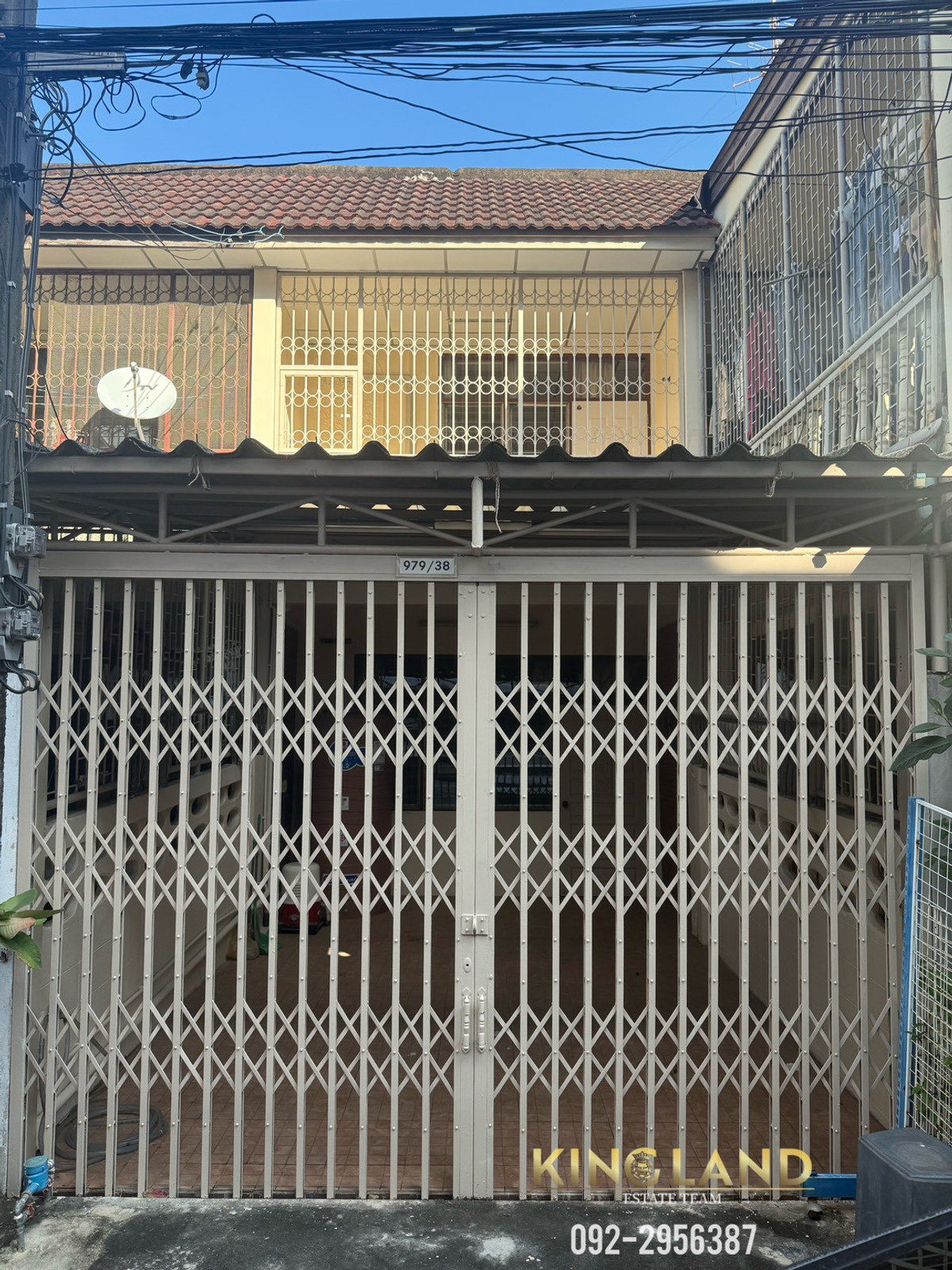 For RentTownhomeOnnut, Udomsuk : 🏠 Townhouse for rent "Udomsuk 33", very good location, entering the alley only 30 steps from the main road! 2 bedrooms, 1 bathroom, quiet location but connected to all routes, near BTS, perfect for home office / online packing / small business /