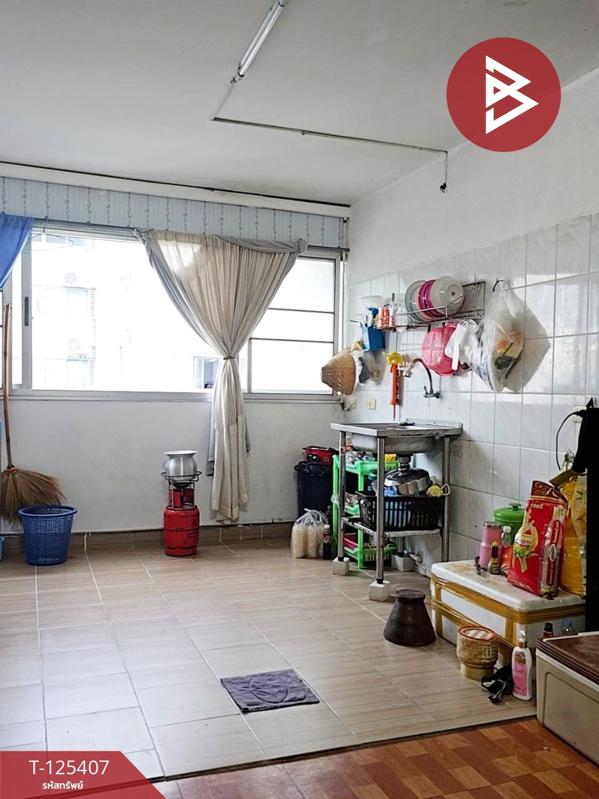 Condo for sale, Muang Thong Bangna, Samut Prakan, good location. Loading...