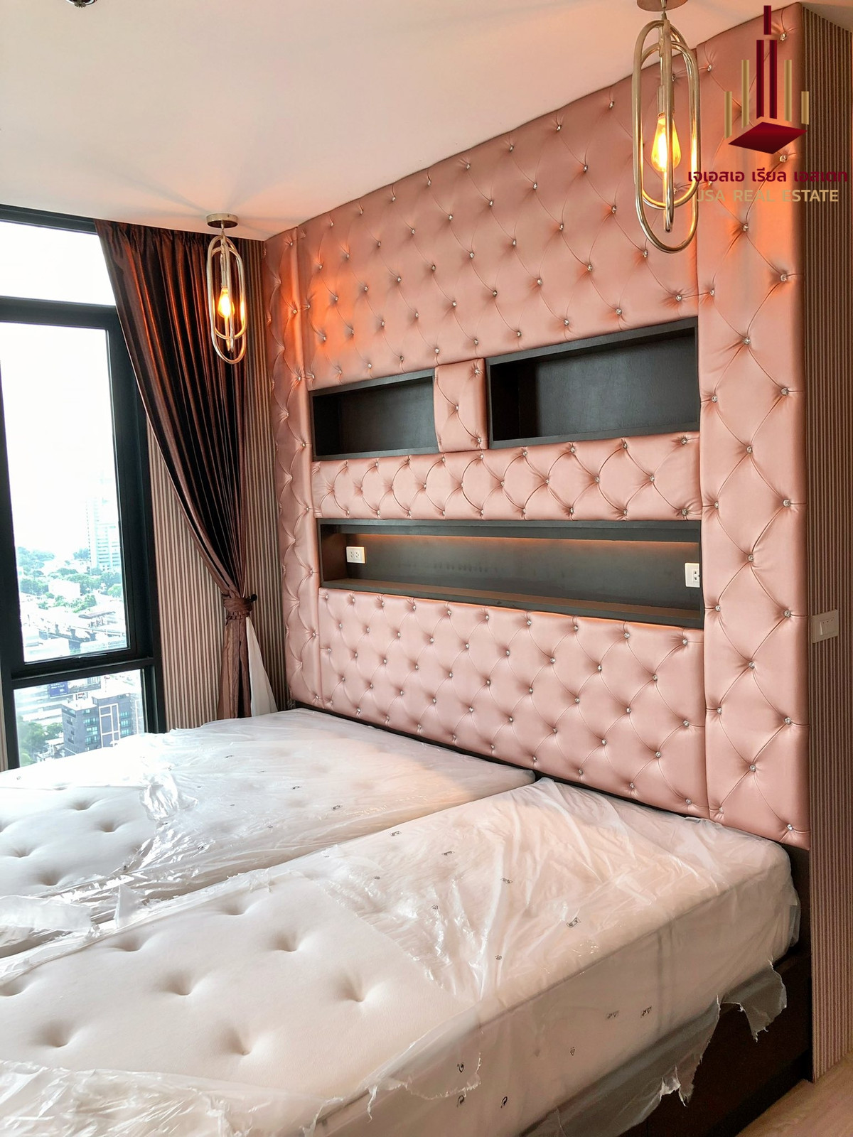 For SaleCondoRatchathewi,Phayathai : ✨ For Sale: The Capital Ratchaprarop-Vibha Condo ✨ 💰 Only 13,900,000 THB