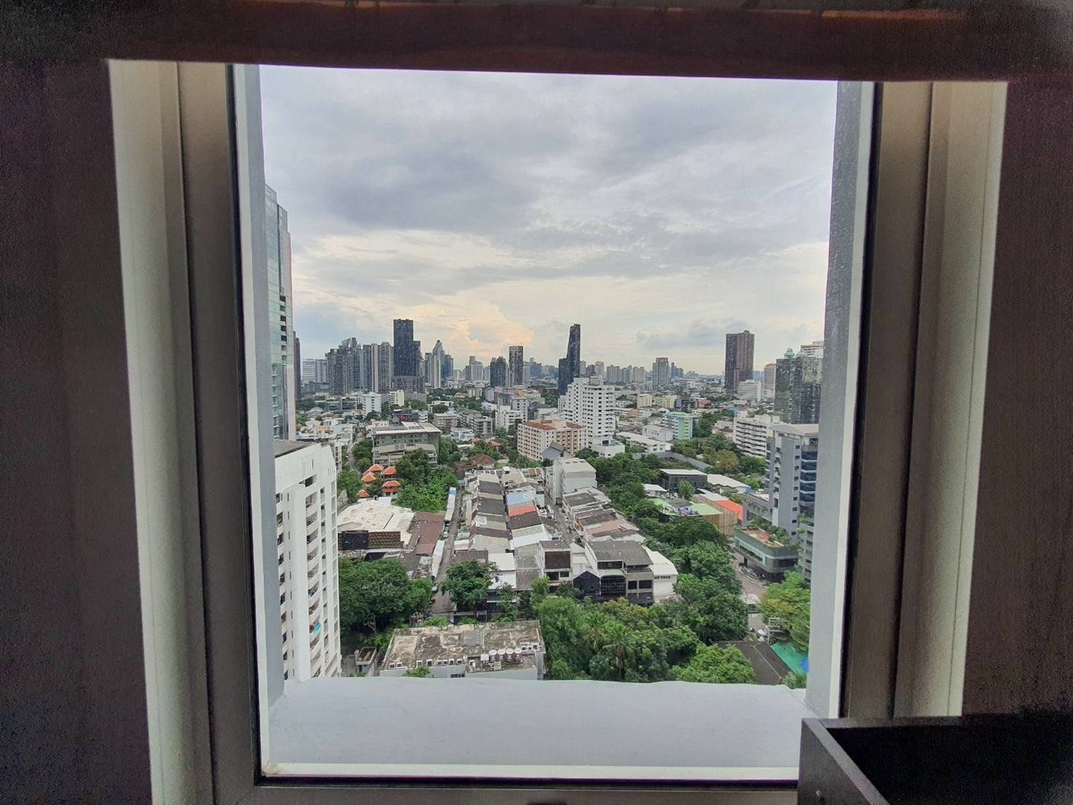 ขายด่วน!!! Baan Siri 24 Loading...