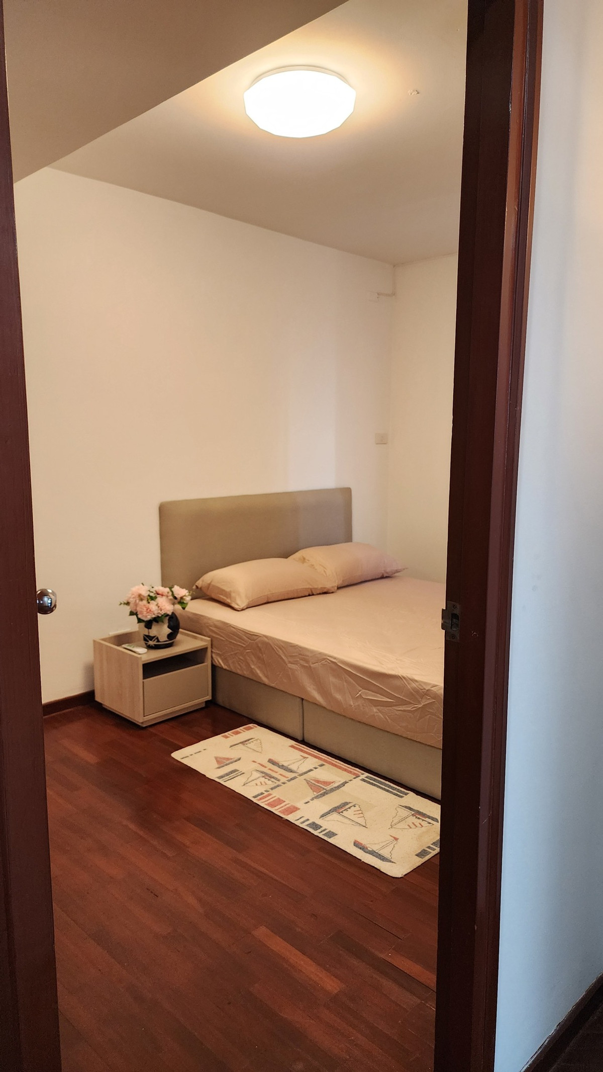 ✨Condo for rent SV City Rama 3- Chao Phraya River view🏞 with private parking (5th floor) Loading...