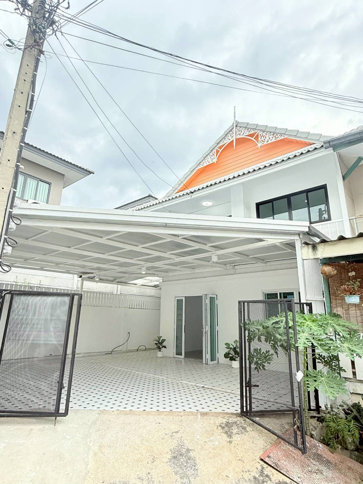 ขายทาวน์โฮมนนทบุรี บางใหญ่ บางบัวทอง : ขายทาวน์เฮ้าส์ใหญ่ 4 ห้องนอน หมู่บ้านพฤกษา 14 A ใกล้ BigC บางใหญ่