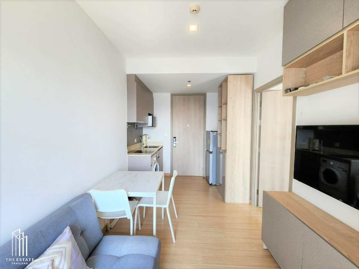 For rent Whizdom Connect, high floor, open view, fully furnished, near BTS Punnawithi @17,000 Baht Loading...