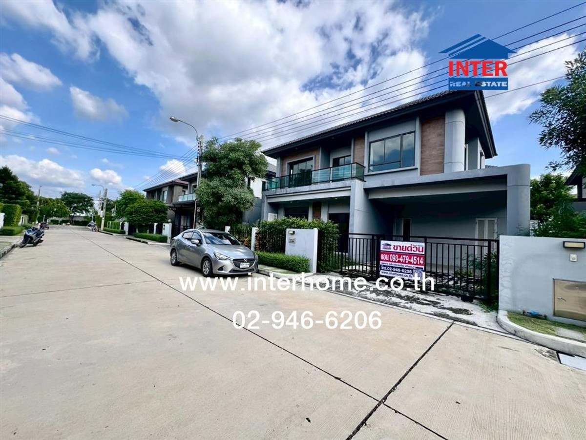 บ้านเดี่ยว 2 ชั้น 50.3 ตร.ว. หมู่บ้านเวนิว พระราม9 ใกล้ด่านทับช้าง ถนนเลียบกาญจนาภิเษก ถนนศรีนครินทร์-ร่มเกล้า เขตสะพานสูง กรุงเทพมหานคร Loading...