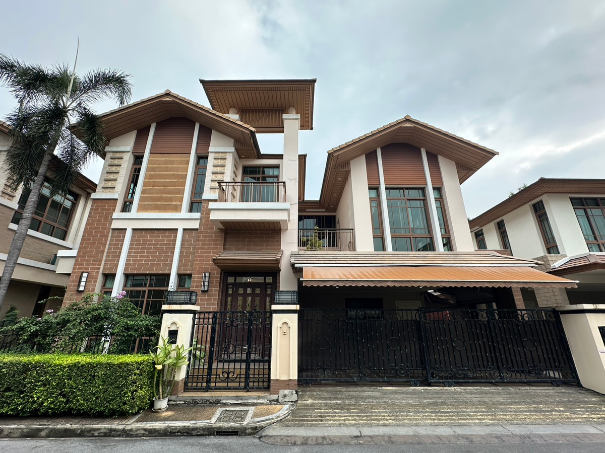 ให้เช่าบ้านอ่อนนุช อุดมสุข : ✨Baan Sansiri Sukhumvit 67 for rent! 4 bedroom 4 bathroom 394 sq.m near BTS Phrakhanong Tel.0863692224